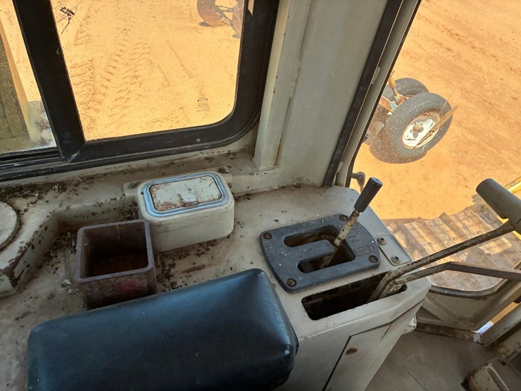 caterpillar-d5h-image-15