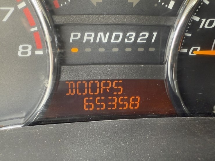 2012-chevrolet-colorado-image-25