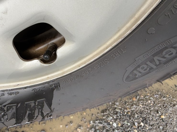 2016-chevrolet-colorado-image-16