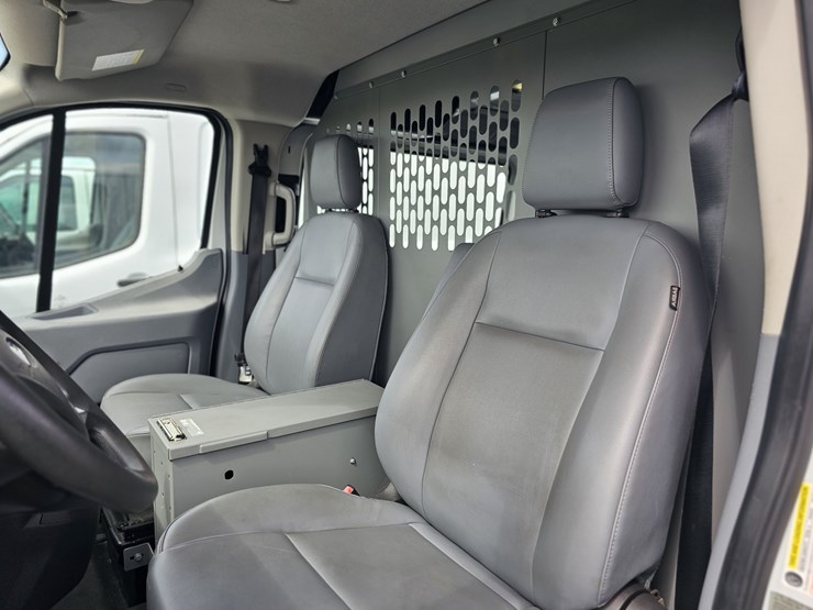 2018-ford-transit-image-6