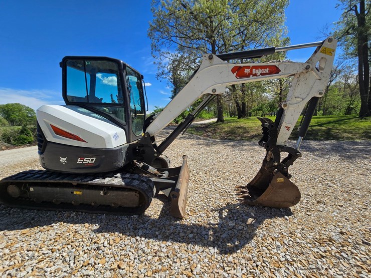 2022-bobcat-e50-image-17