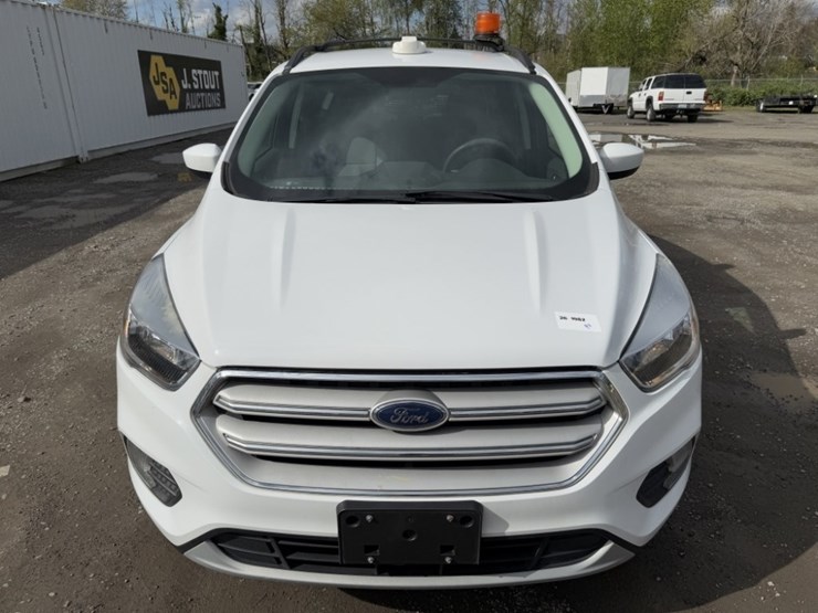 2019-ford-escape-se-image-8