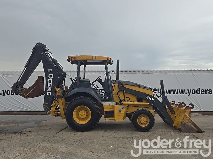 2018-deere-310l-image-6