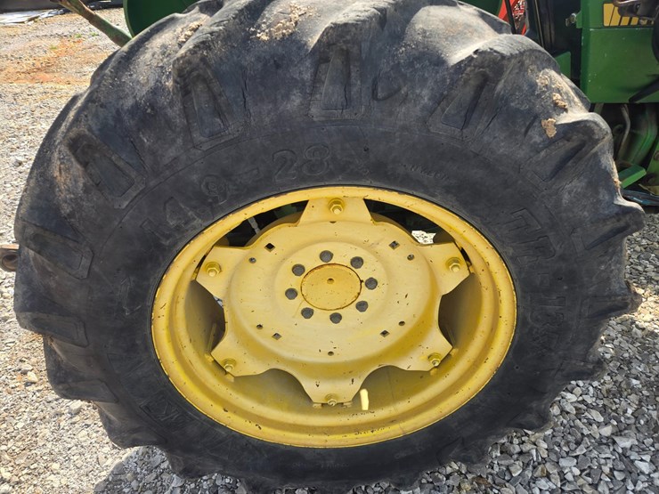 john-deere-2155-image-34