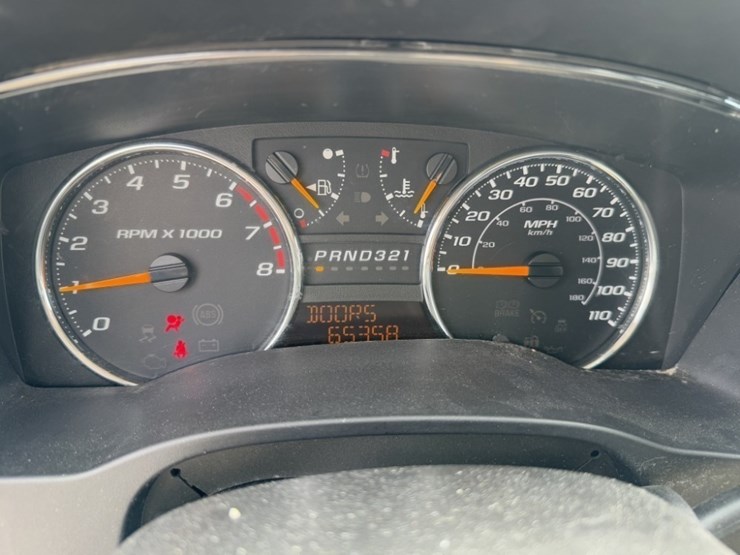 2012-chevrolet-colorado-image-24