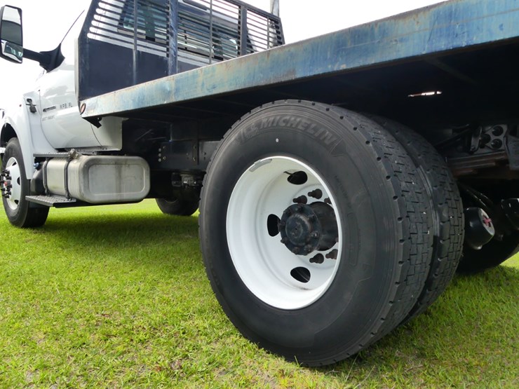 2019-ford-f750-image-7