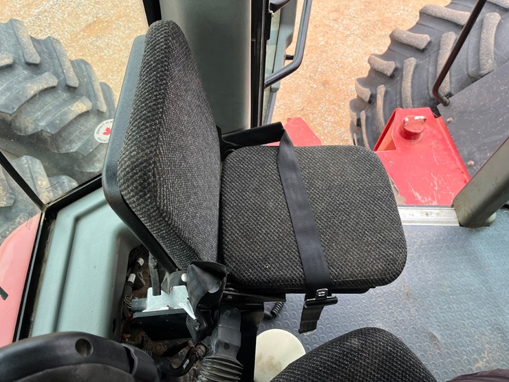 2008-versatile-535-image-28