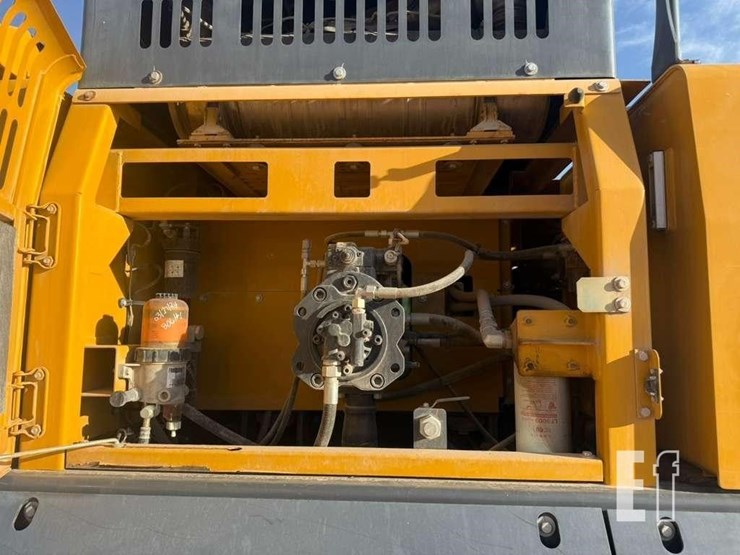 2022-xcmg-xe360u-image-29