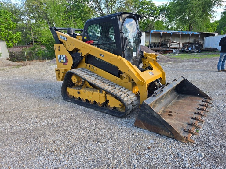 2023-caterpillar-299d3-xe-image-22