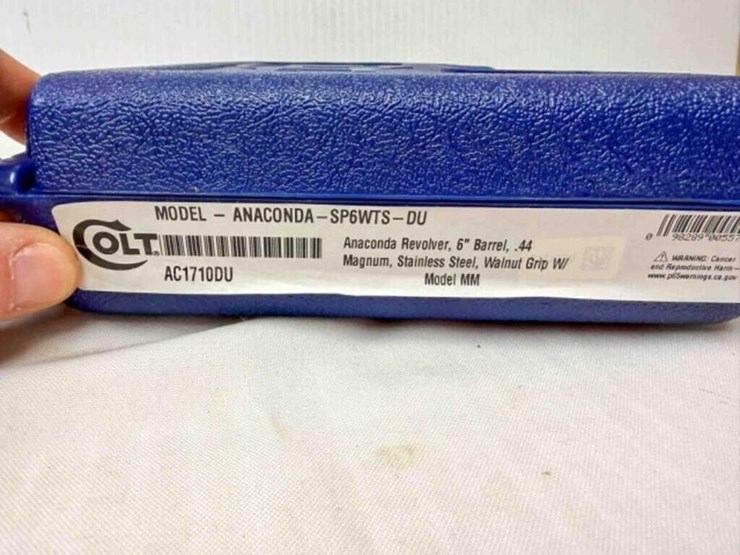 sig-sauer-pistol-image-24