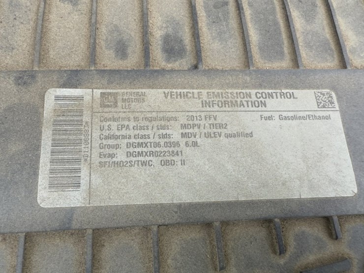 2017-chevrolet-express-3500-image-14