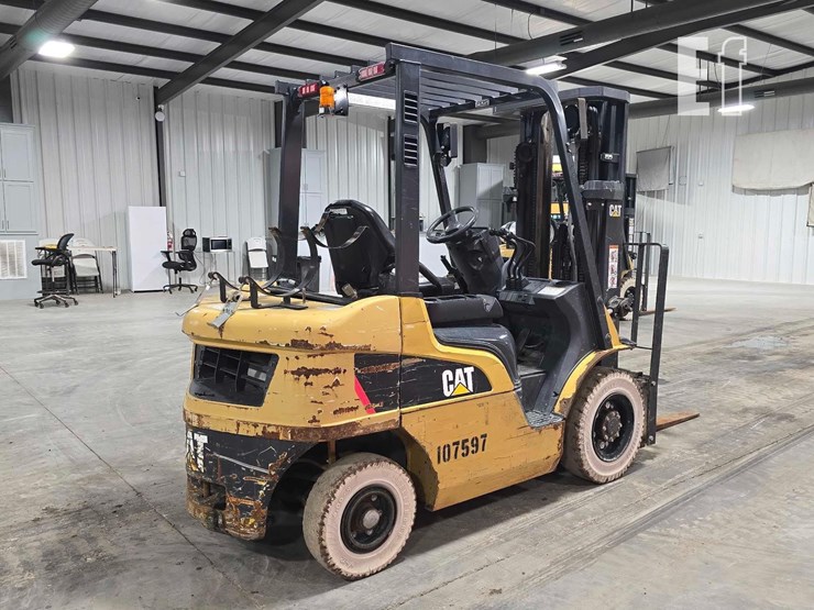 caterpillar-gp25n-image-3