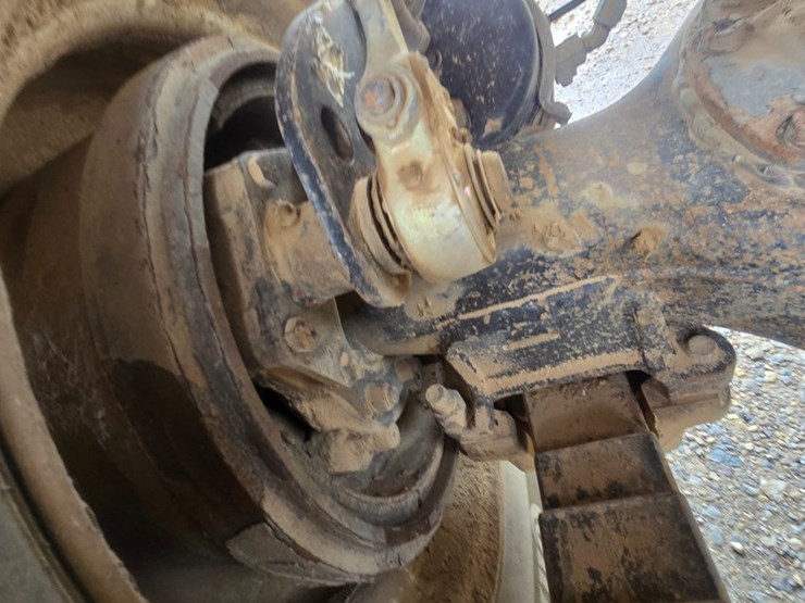 2001-mack-rd688s-image-99