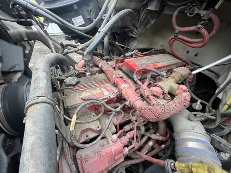 2011-freightliner-vac-con-t/a-vacuum-truck-image-10