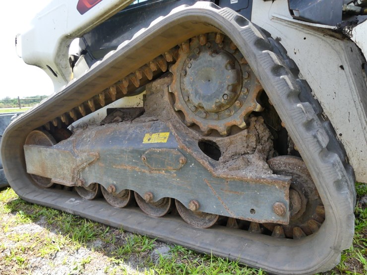 2021-bobcat-t66-image-5