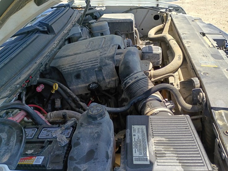 2008-chevrolet-tahoe-image-19