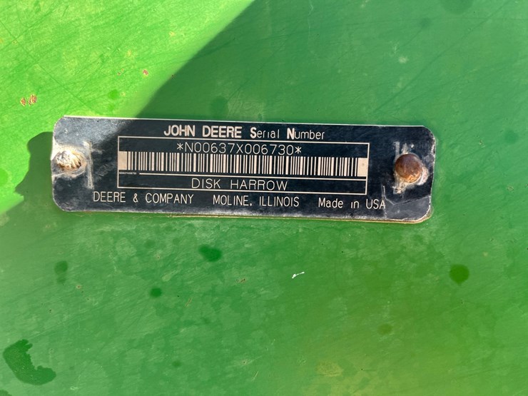 2004-john-deere-637-image-18