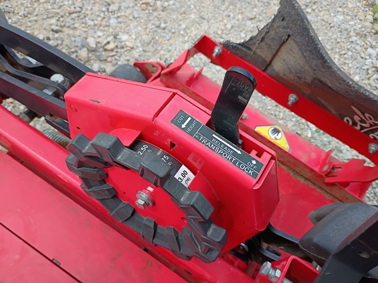 gravely-proturn-460-image-26