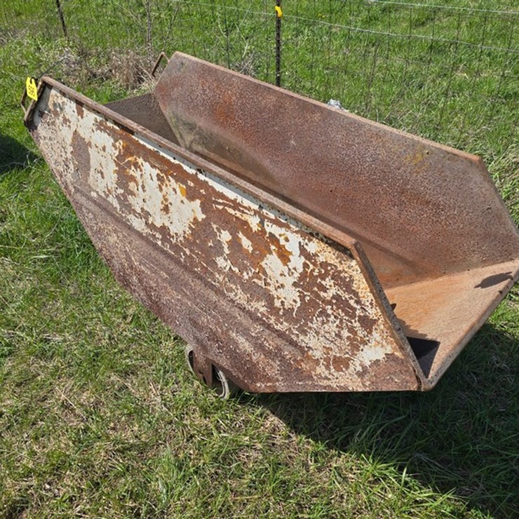 #596 • Walk Behind Feed Cart