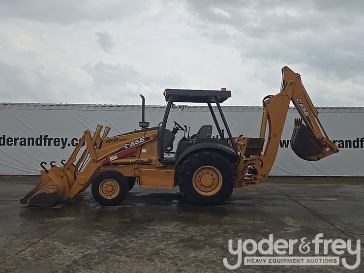 2004-case-580m-image-2