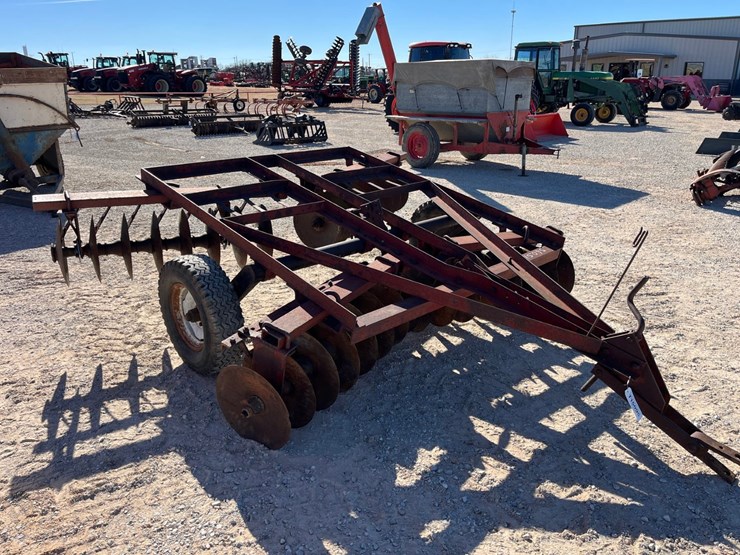 international-370-image-4