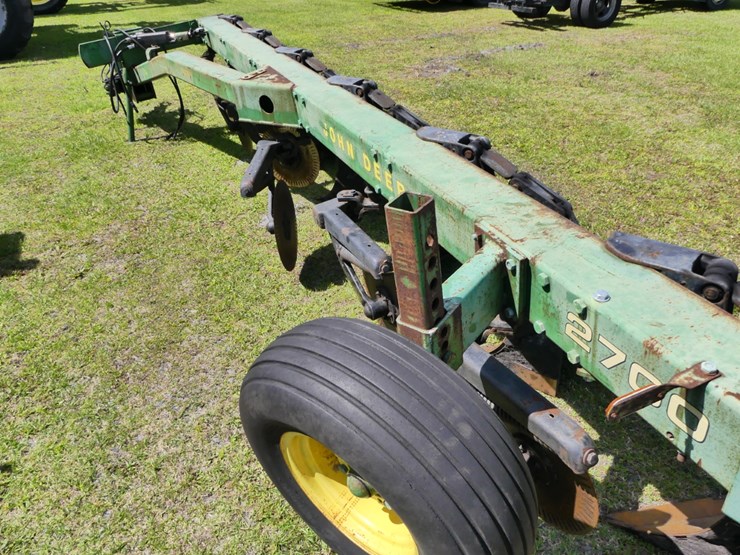 john-deere-2700-image-6