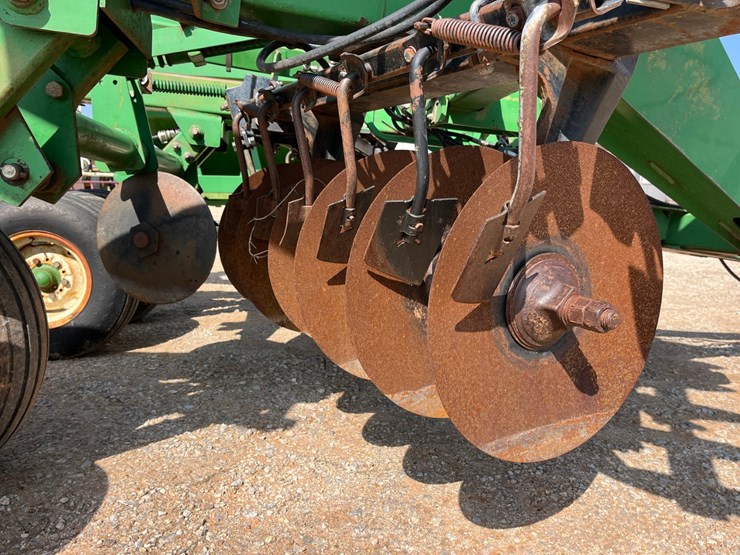 2000-john-deere-637-image-5