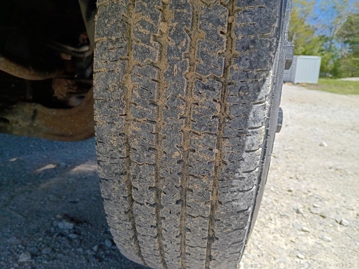 2000-gmc-w3500-image-68