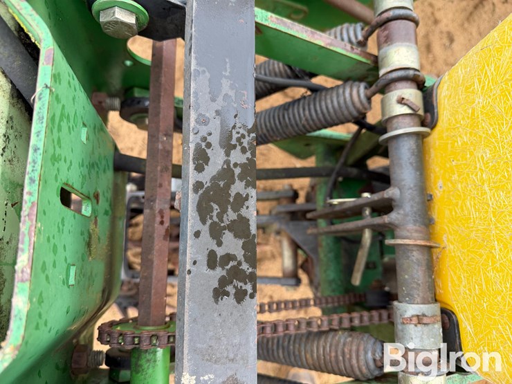 john-deere-7300-image-20