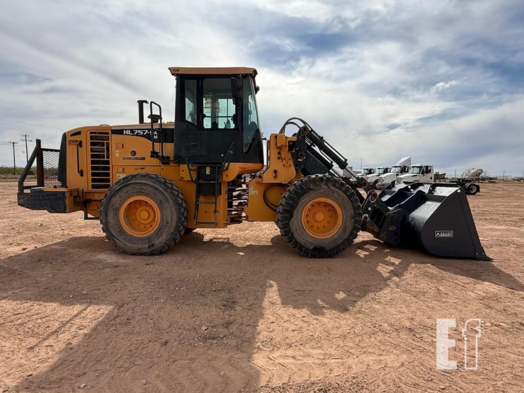 2014-hyundai-hl757tm-9a-image-5