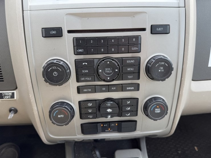 2010-ford-escape-hybrid-image-25