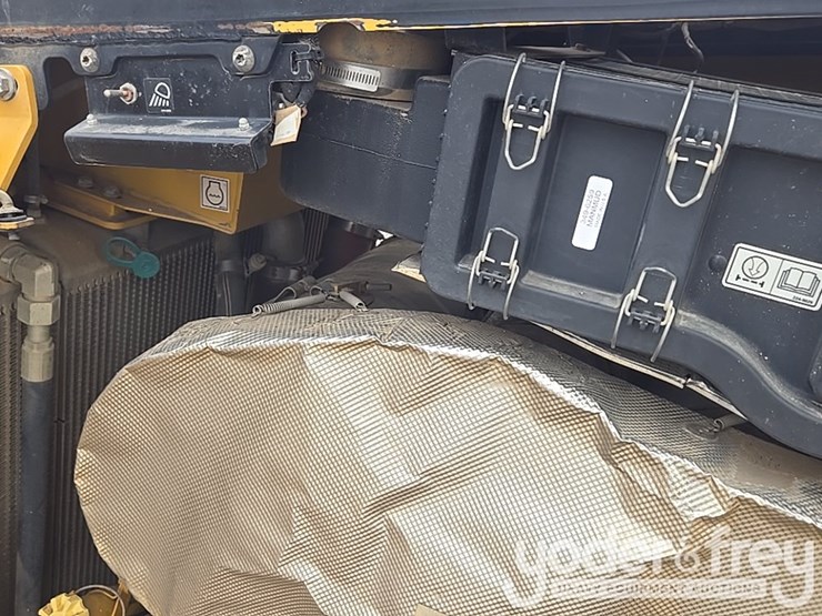 2019-caterpillar-d6-lgp-image-50