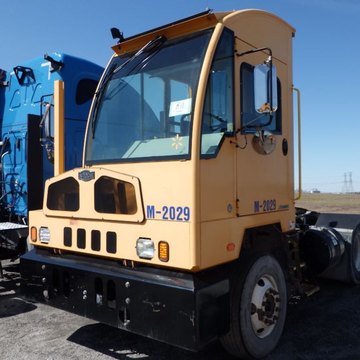 2019 AUTOCAR XSPOTTER