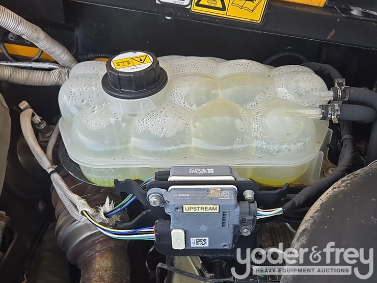 2017-jcb-510-56-image-55
