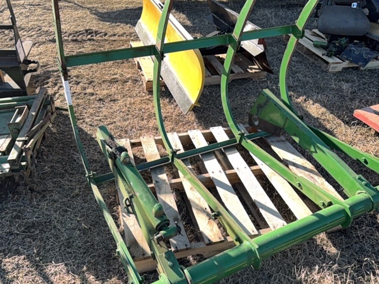 john-deere-168-image-3