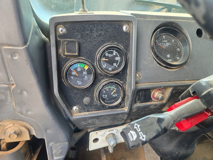 2001-mack-rd688s-image-80