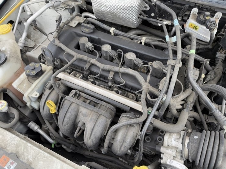 2009-ford-focus-sedan-image-12