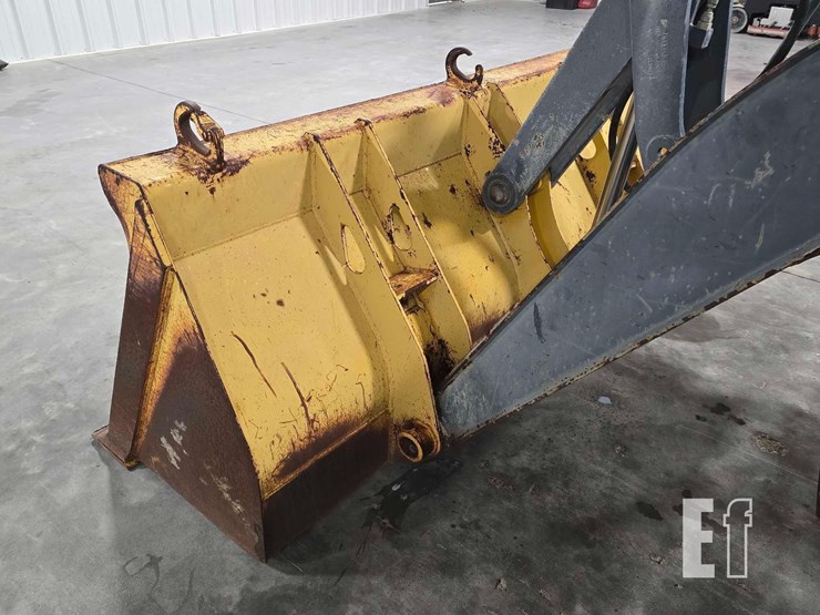 2011-deere-310j-image-12