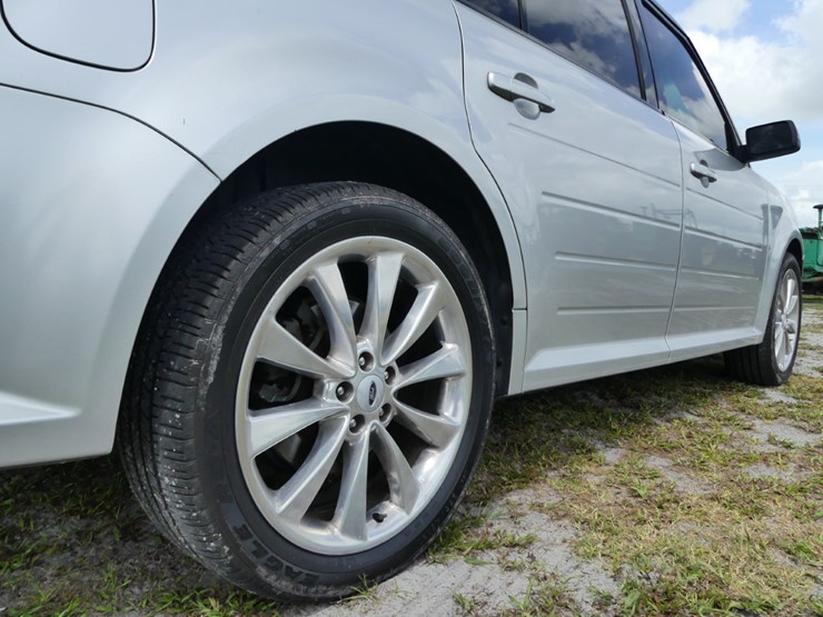 2012-ford-flex-image-5