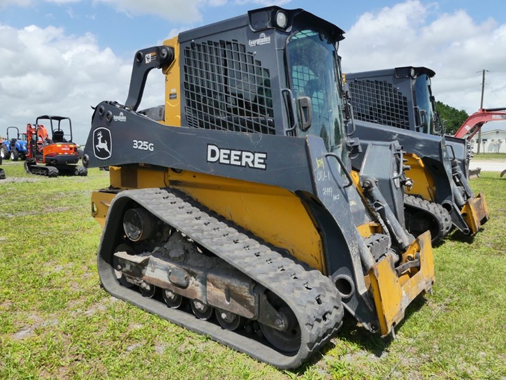 deere-325g-image-2