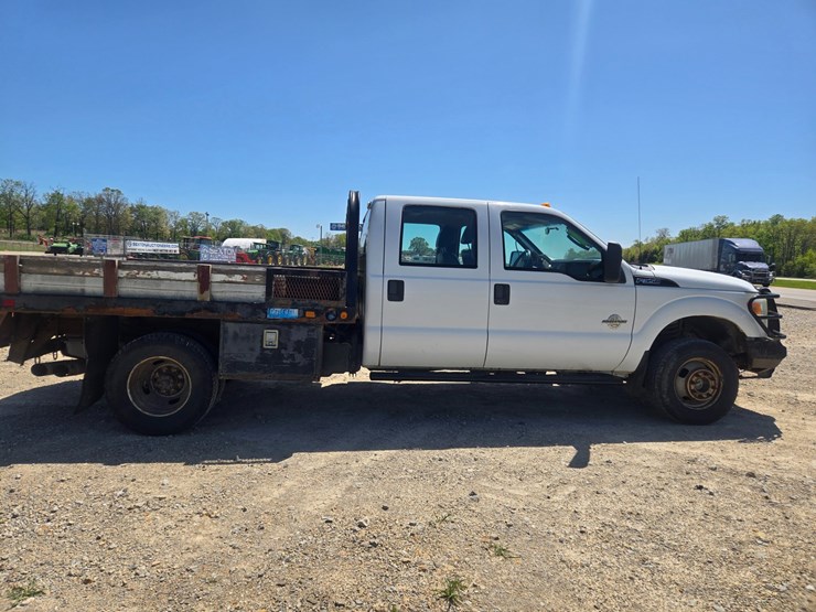 2011-ford-f350-image-17