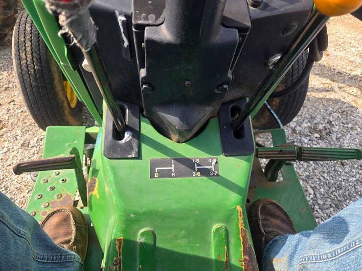 john-deere-2155-image-26