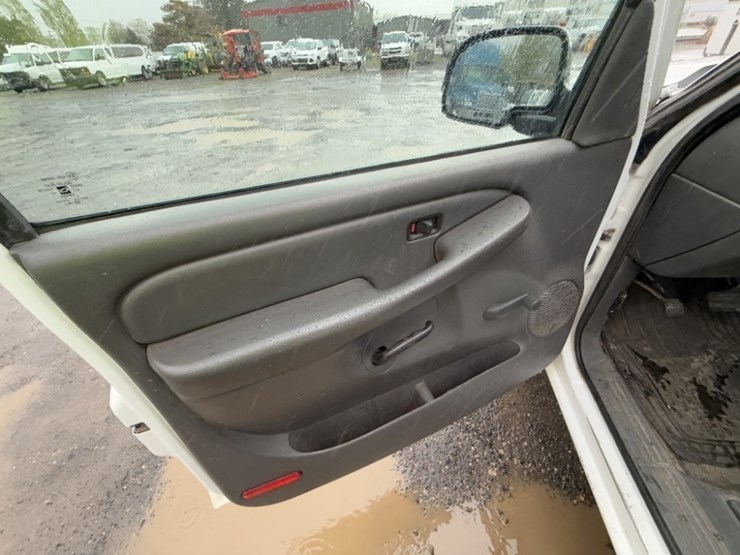 2006-chevrolet-silverado-1500-image-22