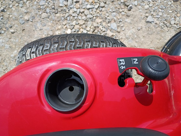 troy-bilt-bronco-image-23