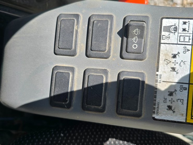 2022-bobcat-e50-image-58