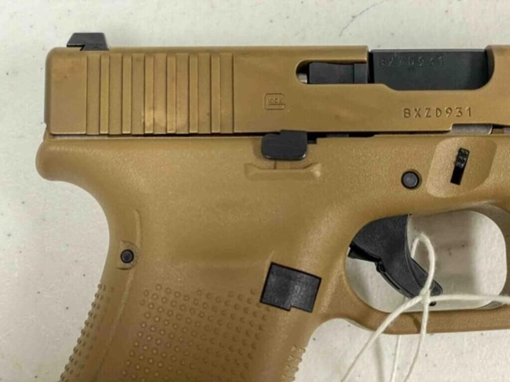 glock-pistol-image-2