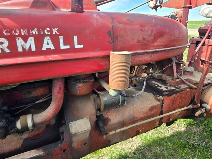 #581-•-farmall-h-tractor-image-18
