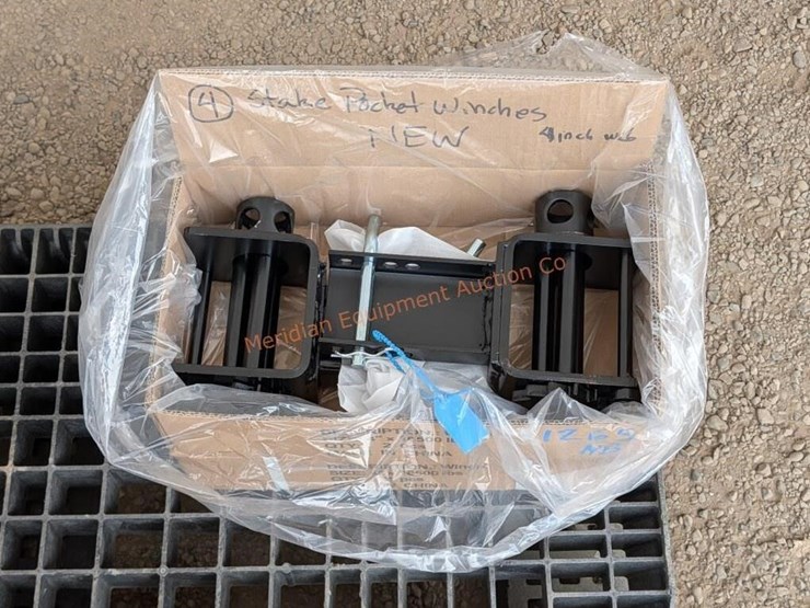 4--stake-pocket-winches-image-5