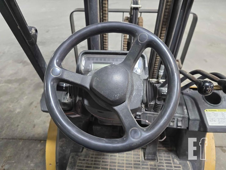 2019-caterpillar-gp25n-image-14