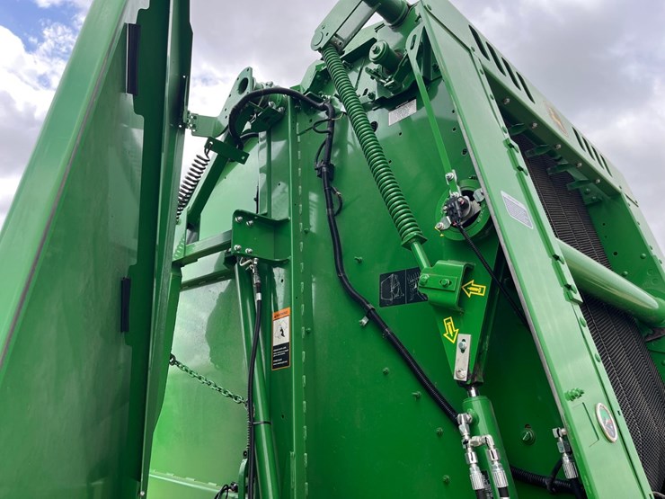 2023-john-deere-460m-image-9